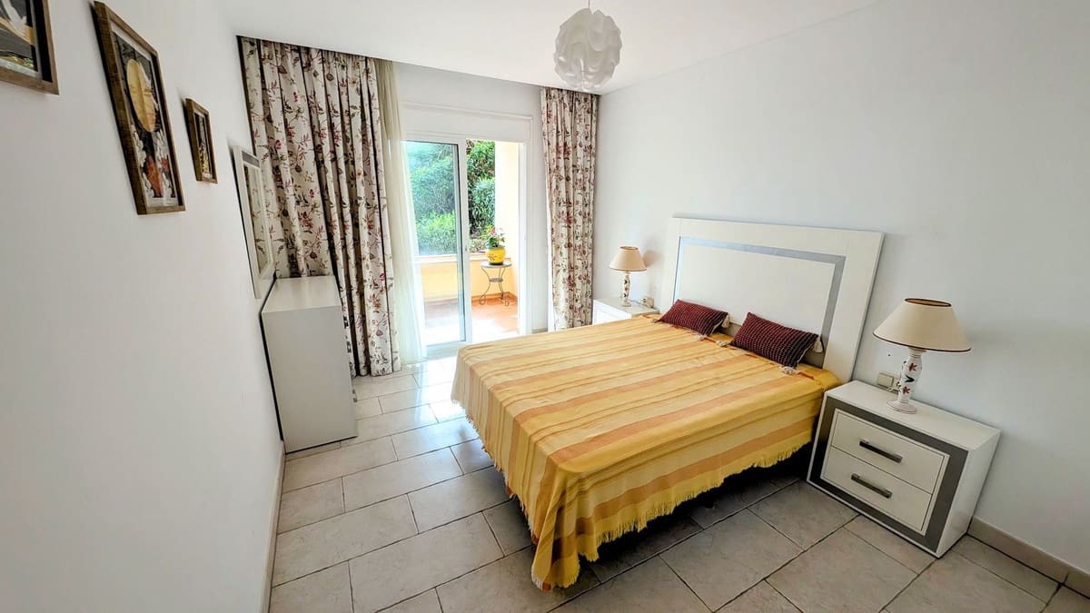 2 sypialnia Mieszkanie na sprzedaż w Benahavis z basenem garażem - 455 000 € (Ref: 9549022)