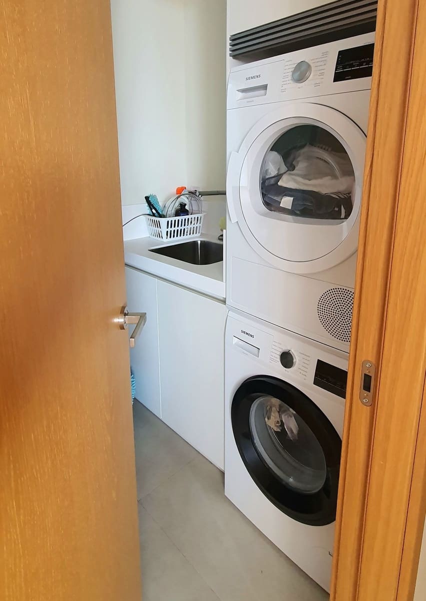 Piso de 3 habitaciones en Benahavís en venta con piscina garaje - 1.499.000 € (Ref: 9549023)