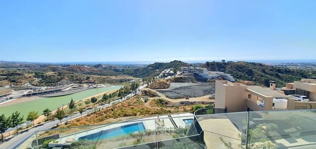 Piso de 3 habitaciones en El Paraíso, Benahavís en venta con piscina garaje - 1.499.000 € (Ref: 9549023)