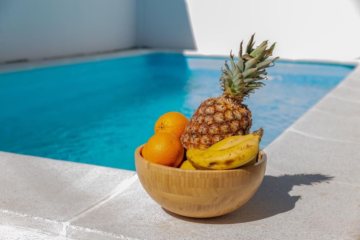 5 slaapkamer Villa te koop in Marbella met zwembad garage - € 1.300.000 (Ref: 9550012)