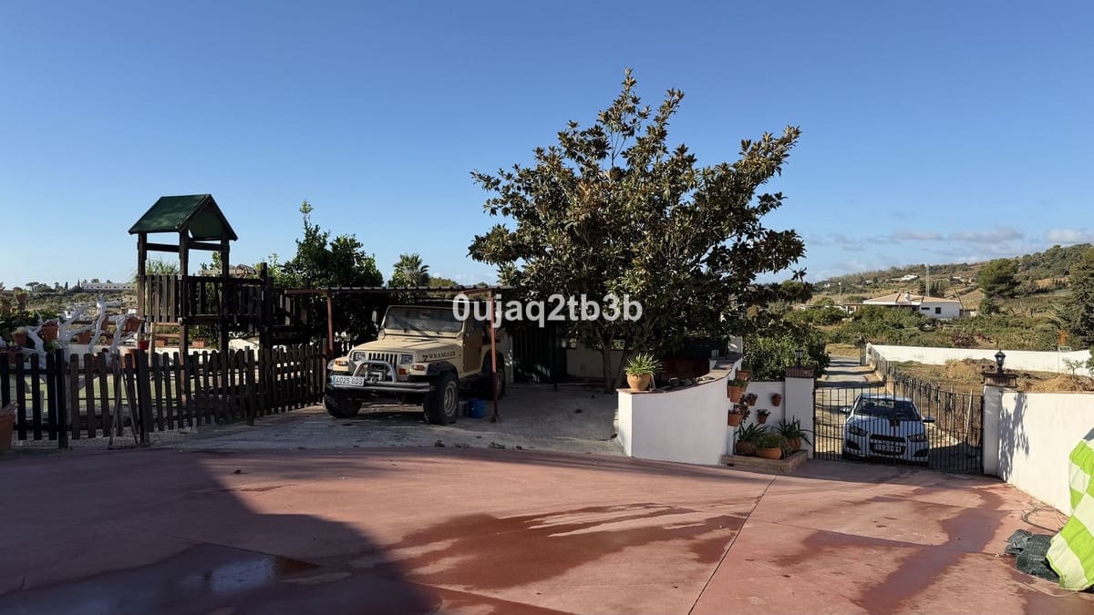 Bauplatz zu verkaufen in Estepona - 1.550.000 € (Ref: 9550156)