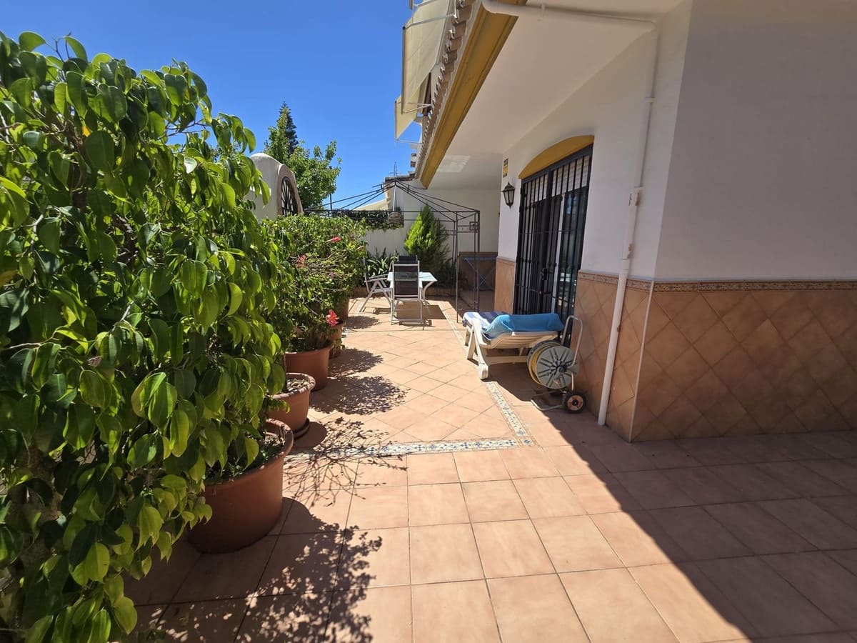 2 soverom Leilighet til salgs i Marbella med garasje - € 560 000 (Ref: 9550157)