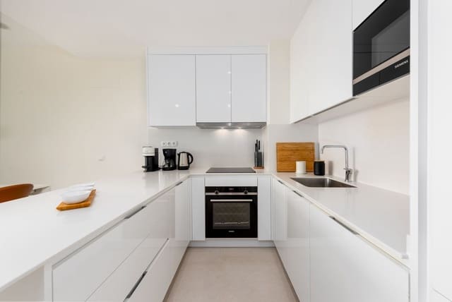 3 quarto Apartamento para venda em Centro, Estepona com piscina garagem - 729 000 € (Ref: 9550158)