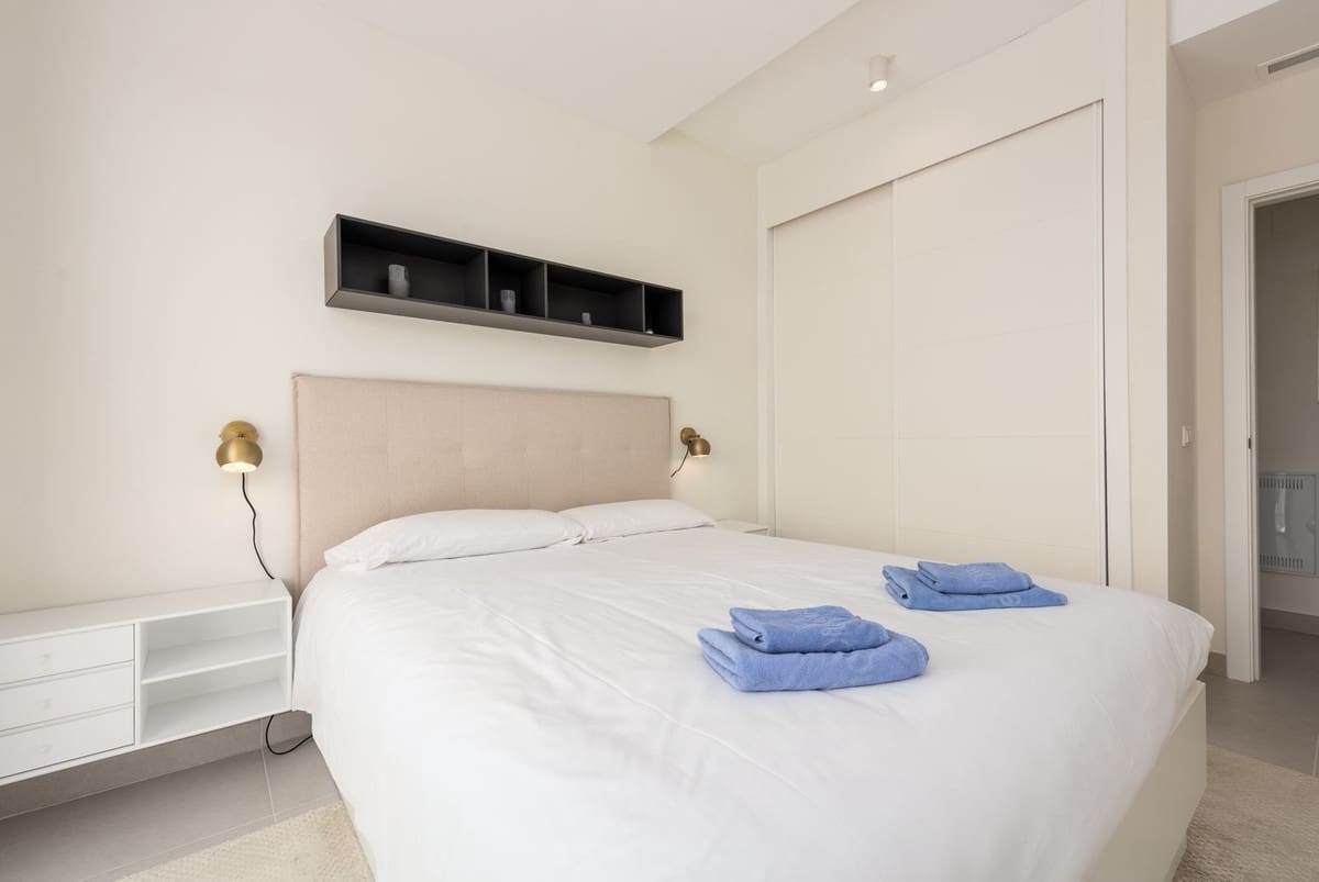 3 quarto Apartamento para venda em Estepona com piscina garagem - 729 000 € (Ref: 9550158)