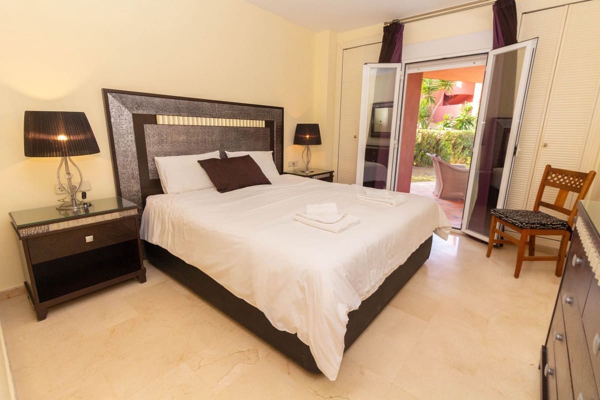 3 sovrum Lägenhet till salu i Marbella med pool garage - 675 000 € (Ref: 9550326)