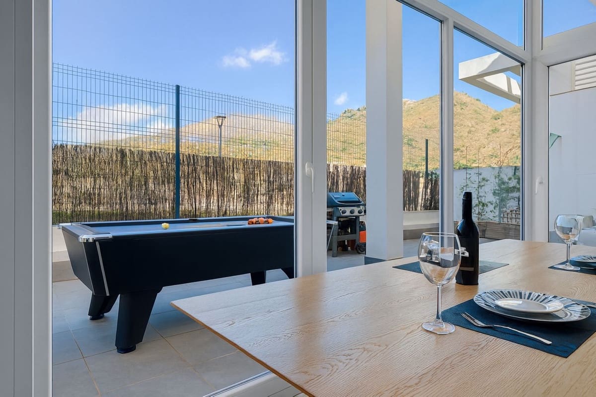 3 sypialnia Mieszkanie na sprzedaż w Benahavis z basenem garażem - 675 000 € (Ref: 9550328)