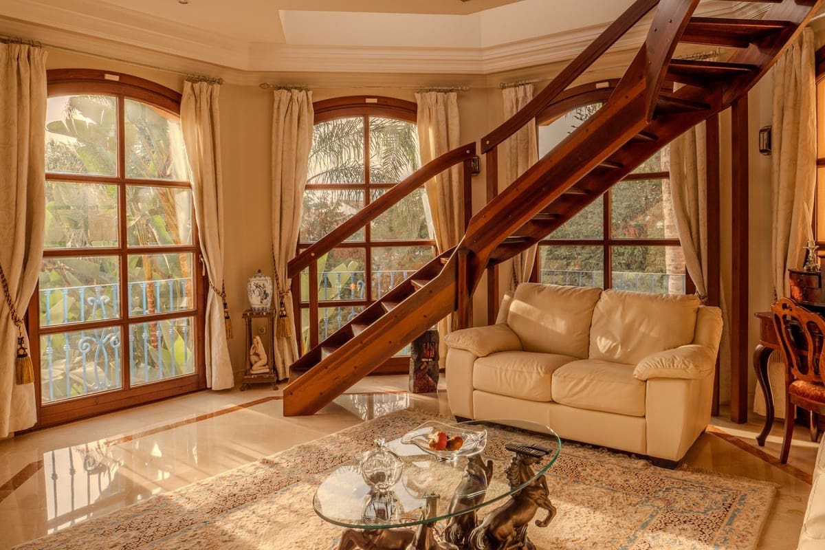 6 quarto Moradia para venda em Marbella com piscina garagem - 7 500 000 € (Ref: 9552410)