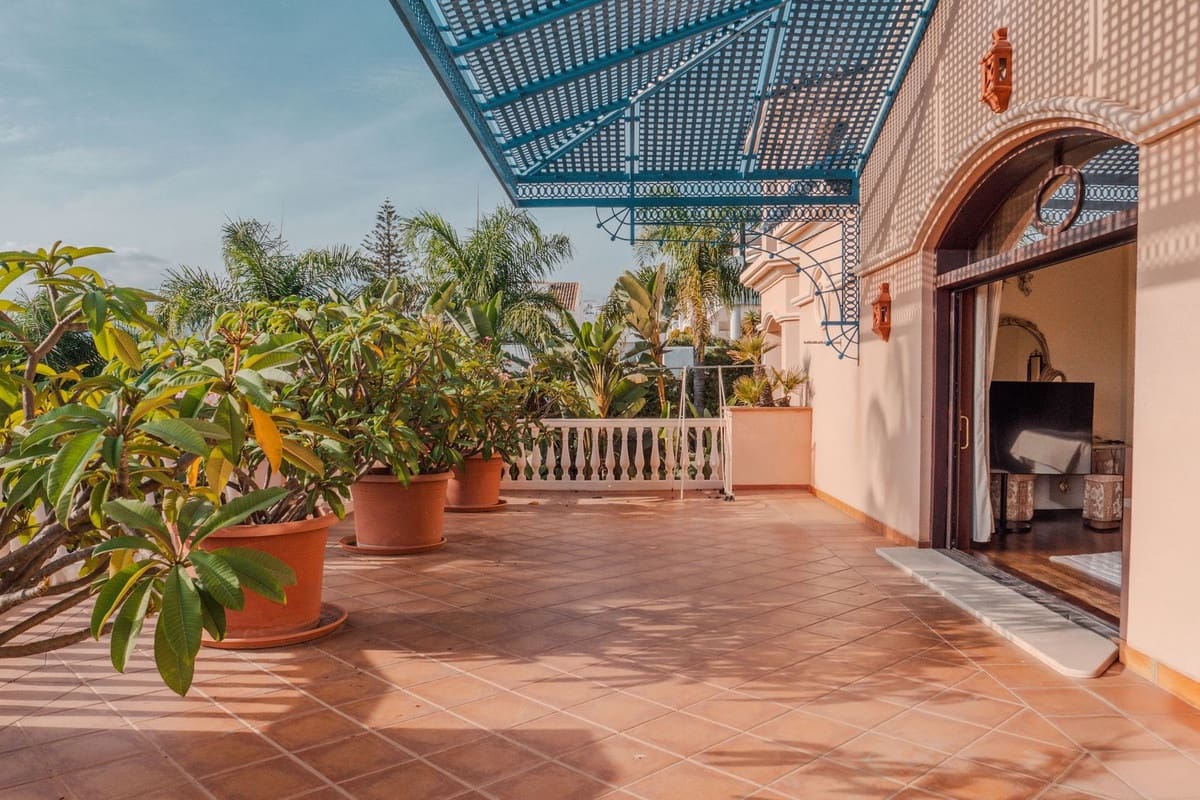 6 quarto Moradia para venda em Marbella com piscina garagem - 7 500 000 € (Ref: 9552410)