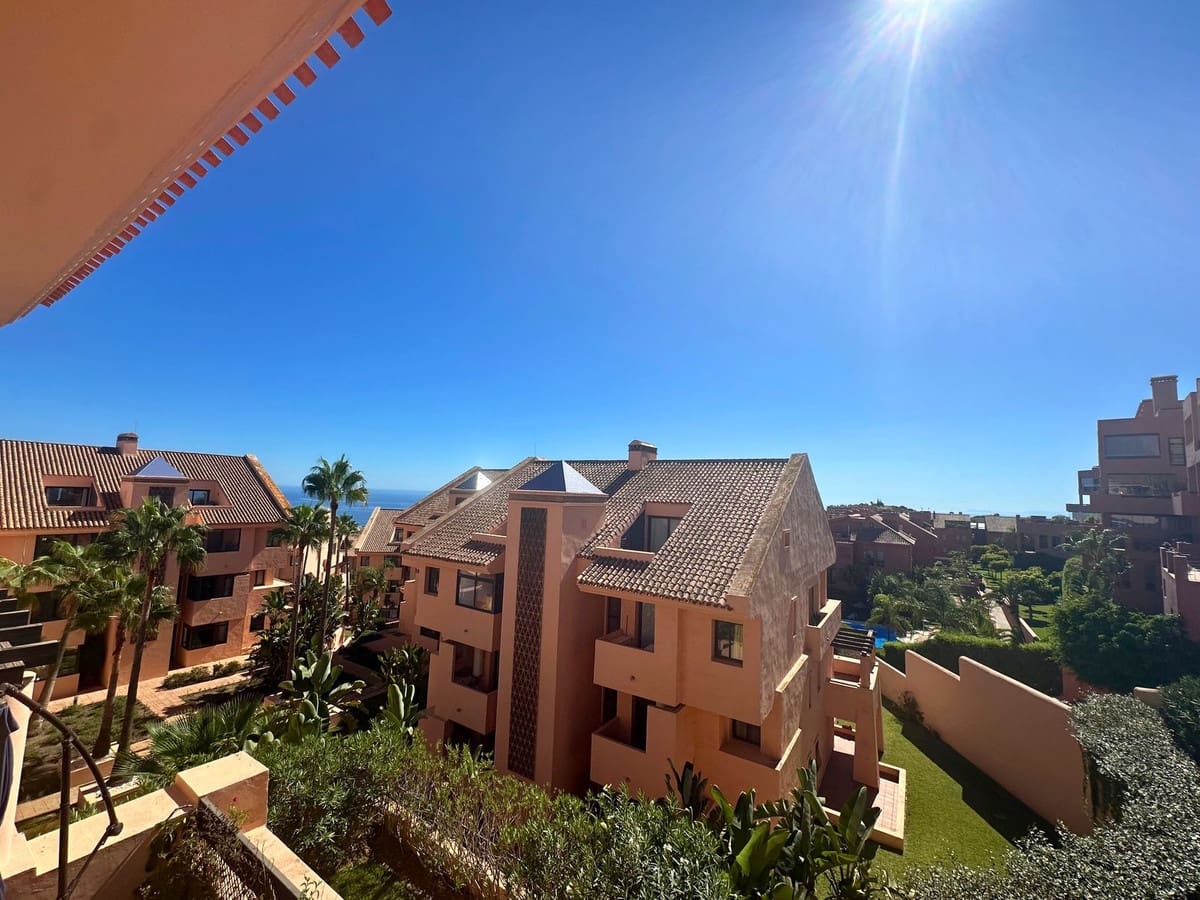 3 sypialnia Mieszkanie na sprzedaż w Mijas z basenem garażem - 495 000 € (Ref: 9552685)