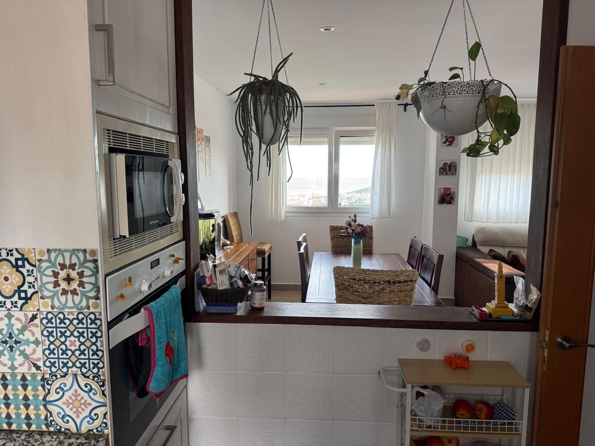 3 makuuhuone Asunto myytävänä paikassa Manilva mukana uima-altaan 
autotalli - 350 000 € (Ref: 9558723)