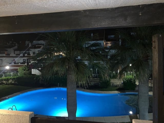 3 makuuhuone Asunto myytävänä paikassa San Luis de Sabinillas, Manilva mukana uima-altaan 
autotalli - 350 000 € (Ref: 9558723)