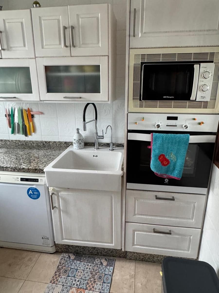 3 makuuhuone Asunto myytävänä paikassa Manilva mukana uima-altaan 
autotalli - 350 000 € (Ref: 9558723)