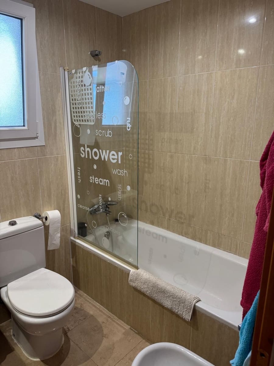 3 makuuhuone Asunto myytävänä paikassa Manilva mukana uima-altaan 
autotalli - 350 000 € (Ref: 9558723)