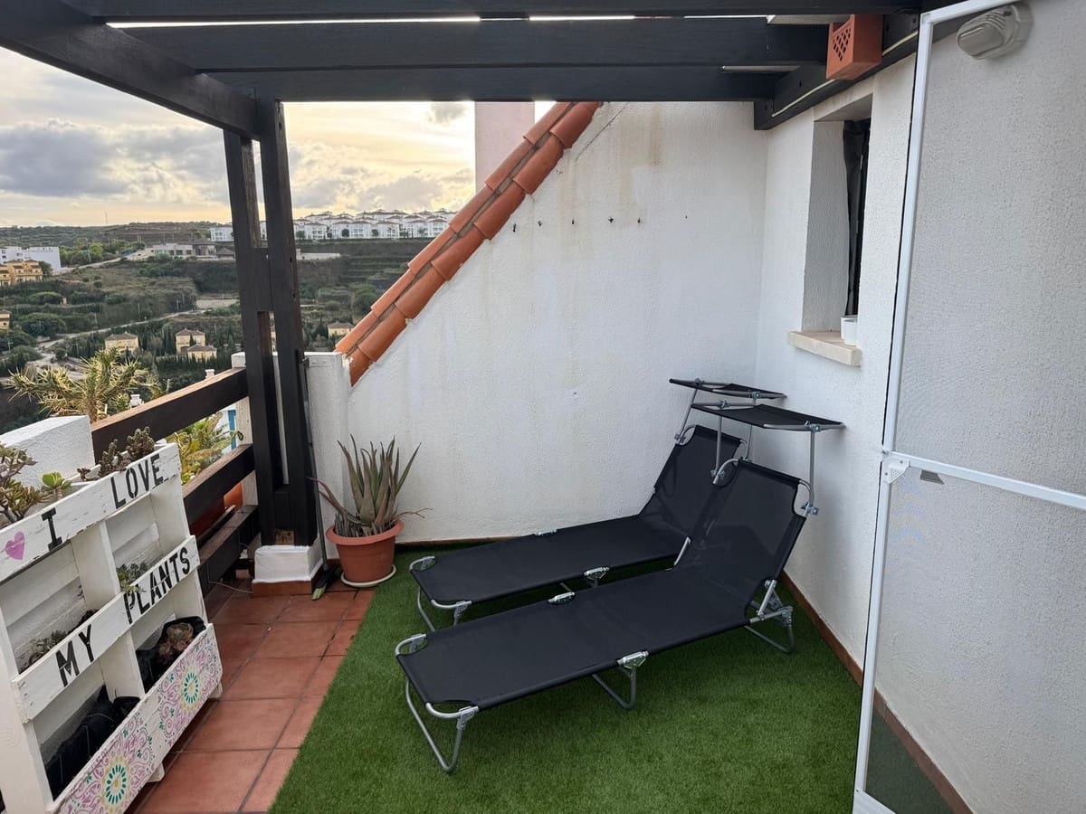 3 makuuhuone Asunto myytävänä paikassa Manilva mukana uima-altaan 
autotalli - 350 000 € (Ref: 9558723)