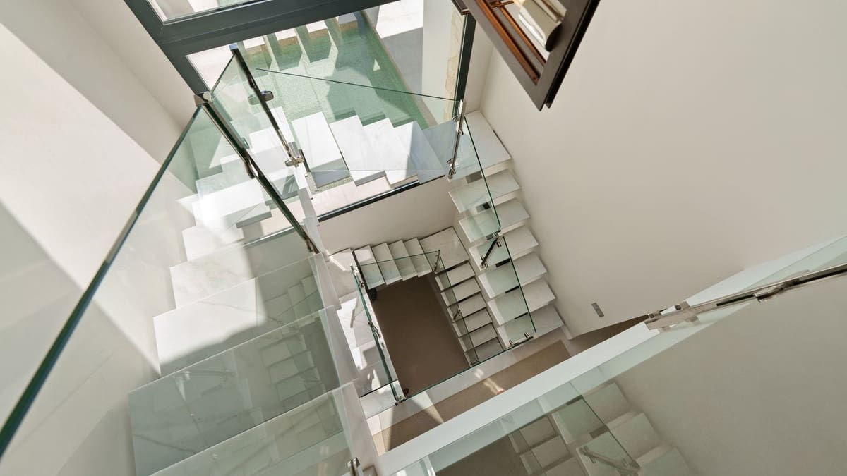 6 Zimmer Villa zu verkaufen in Benahavis mit Pool - 4.695.000 € (Ref: 9559056)