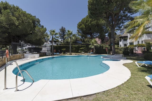 3 quarto Apartamento para venda em Río Real, Marbella com piscina garagem - 550 000 € (Ref: 9559057)