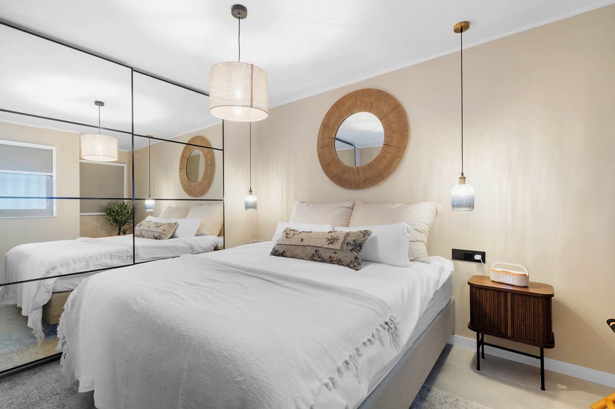 4 sovrum Lägenhet till salu i Marbella med pool garage - 695 000 € (Ref: 9559065)