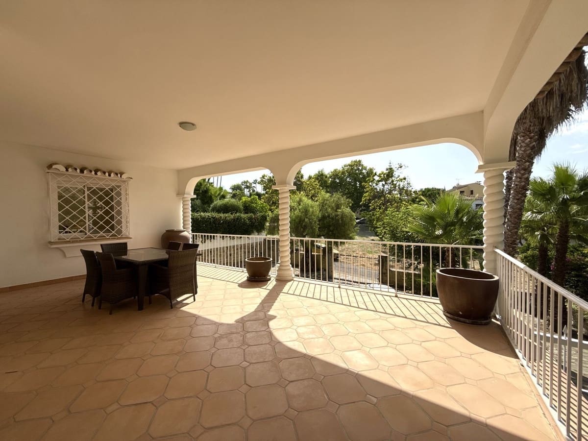 3 soveværelse Villa til salg i Marbella med garage - € 649.000 (Ref: 9559369)