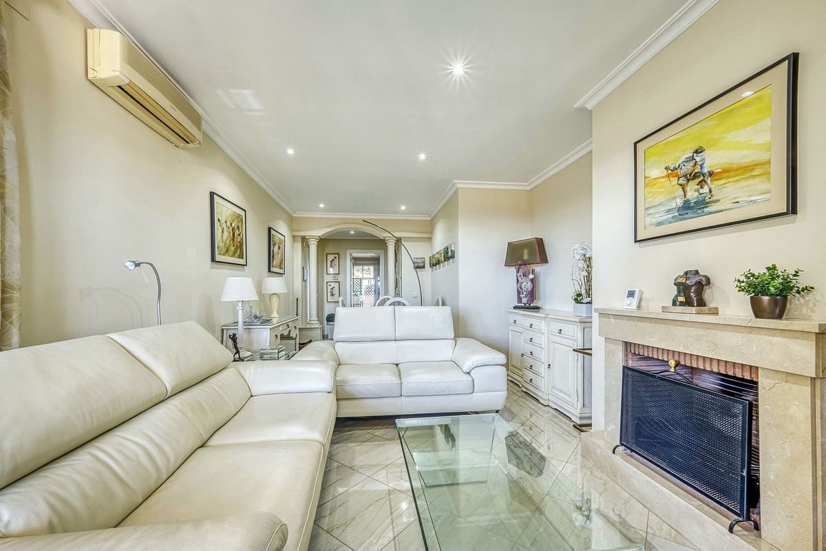 2 Zimmer Wohnung zu verkaufen in Marbella mit Pool Garage - 495.000 € (Ref: 9559370)