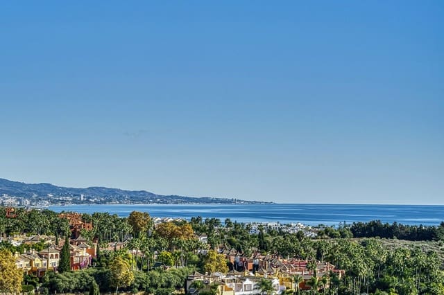 2 soverom Leilighet til salgs i Nueva Andalucía Centro, Marbella med svømmebasseng garasje - € 495 000 (Ref: 9559370)