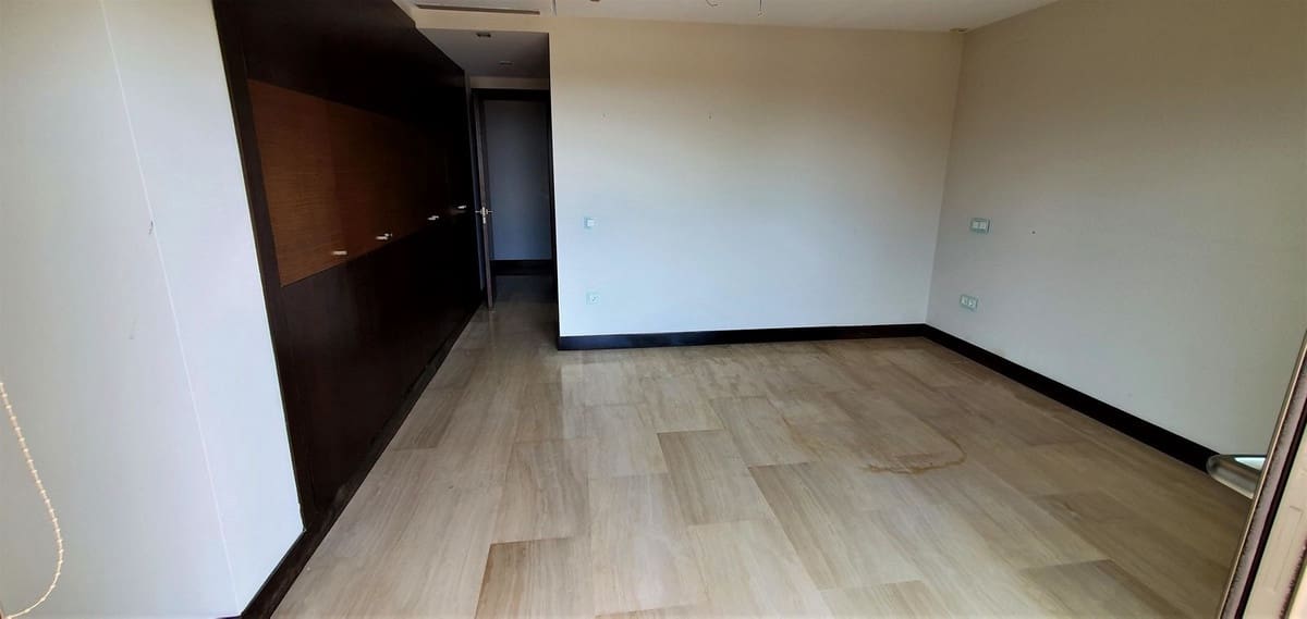 3 Zimmer Wohnung zu verkaufen in Benahavis mit Garage - 995.000 € (Ref: 9559372)