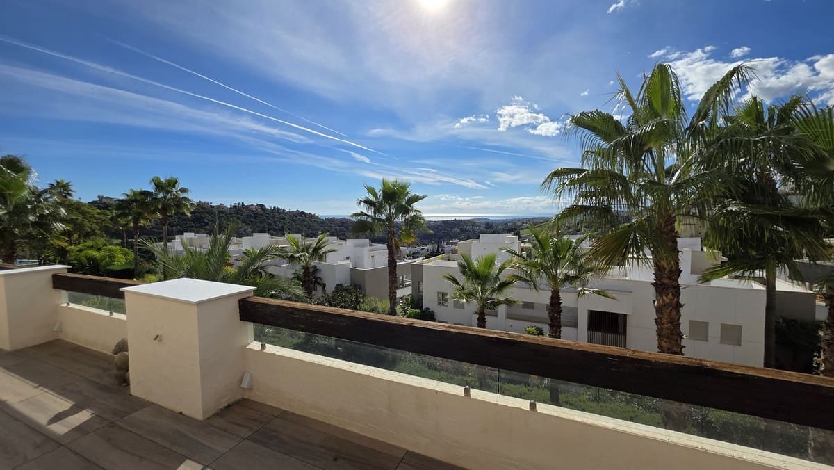 3 Zimmer Wohnung zu verkaufen in Benahavis mit Garage - 995.000 € (Ref: 9559372)