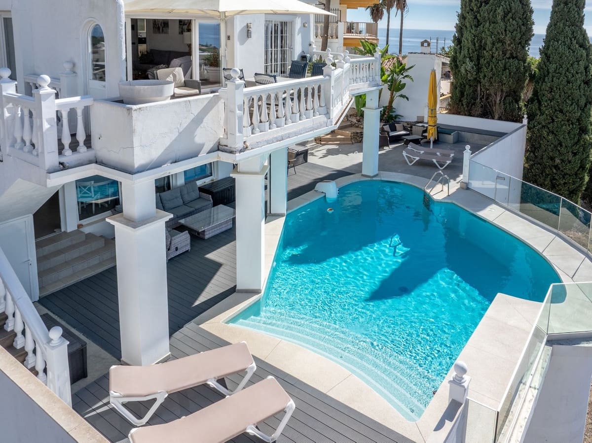 5 soverom Villa til salgs i Mijas med svømmebasseng garasje - € 1 650 000 (Ref: 9559373)