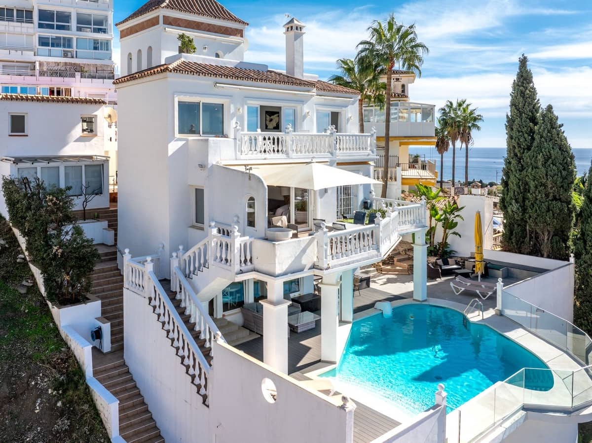 5 soverom Villa til salgs i Mijas med svømmebasseng garasje - € 1 650 000 (Ref: 9559373)