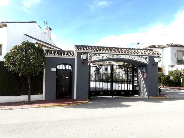 5 makuuhuone Huvila myytävänä paikassa Cancelada, Estepona mukana uima-altaan - 695 000 € (Ref: 9559769)