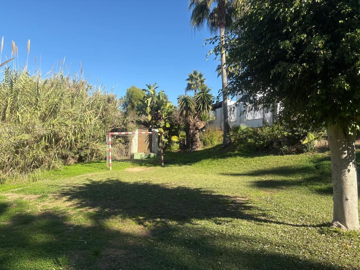 5 bedroom Villa for sale in Cancelada with pool - € 695,000 (Ref: 9559769)