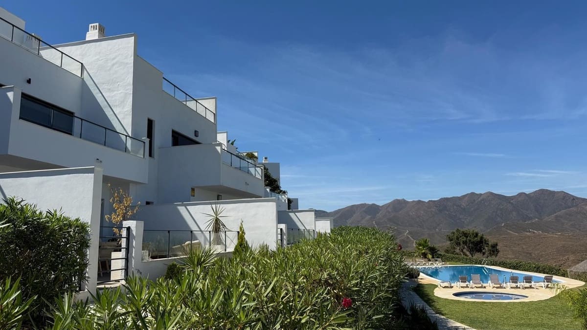 3 camera da letto Villa in vendita in Marbella con piscina garage - 850.000 € (Rif: 9562172)