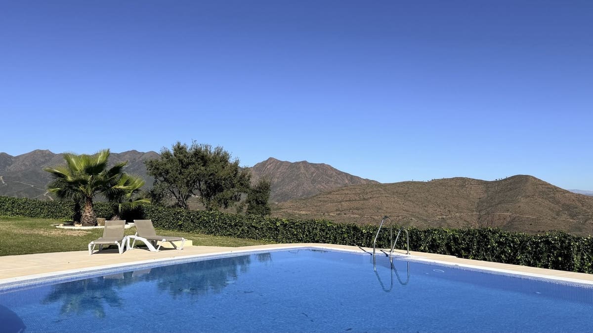 3 camera da letto Villa in vendita in Marbella con piscina garage - 850.000 € (Rif: 9562172)