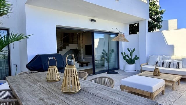 3 camera da letto Villa in vendita in Santa María, Marbella con piscina garage - 850.000 € (Rif: 9562172)