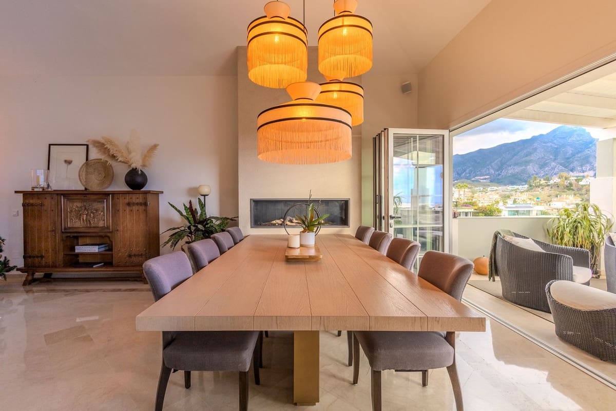 4 sovrum Villa till salu i Marbella med pool garage - 2 395 000 € (Ref: 9562250)