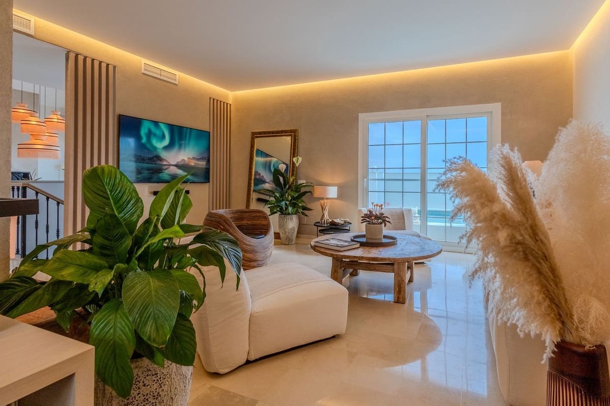 4 sovrum Villa till salu i Marbella med pool garage - 2 395 000 € (Ref: 9562250)