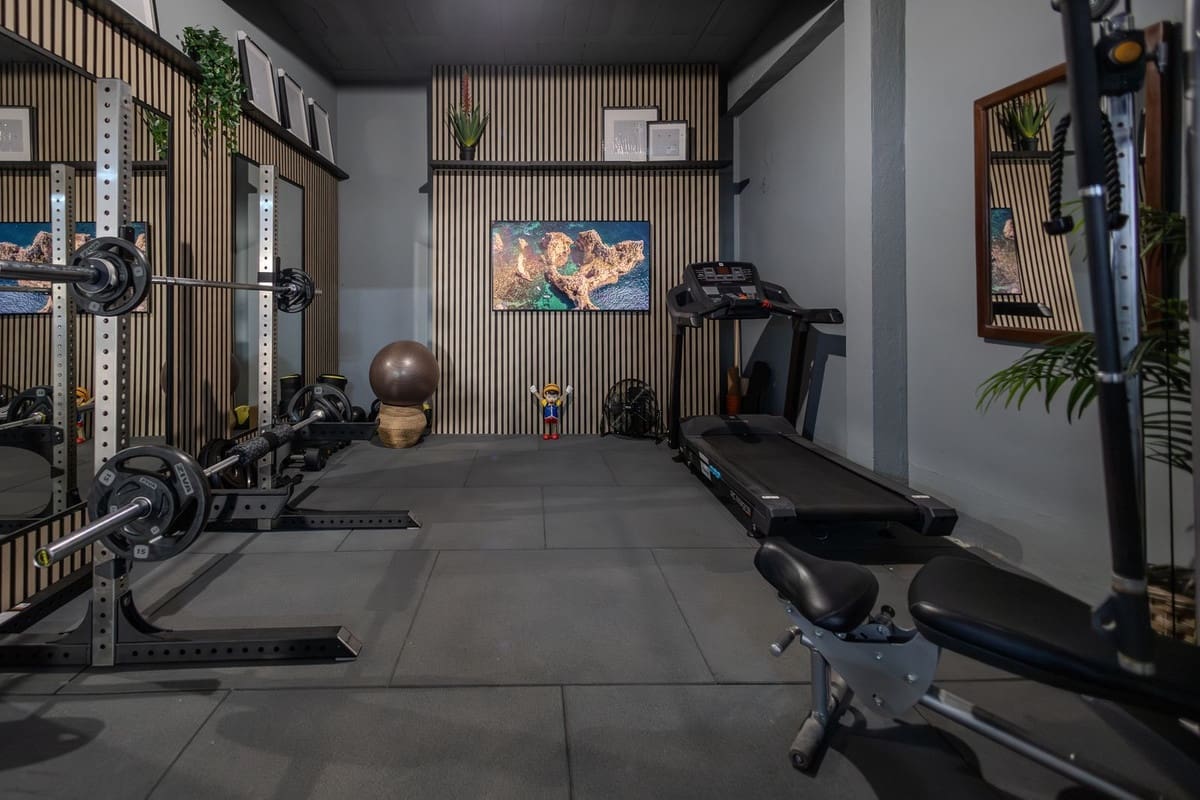 4 sovrum Villa till salu i Marbella med pool garage - 2 395 000 € (Ref: 9562250)