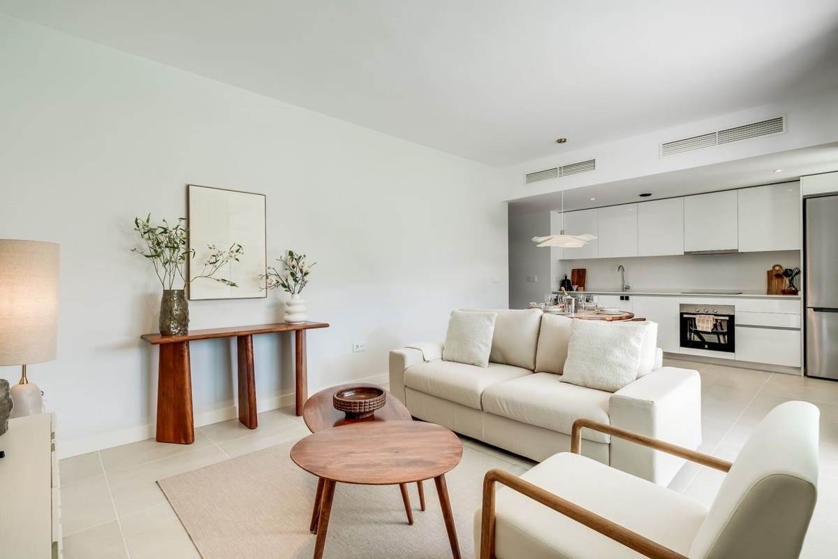 2 sovrum Lägenhet till salu i Estepona med pool garage - 475 000 € (Ref: 9562251)