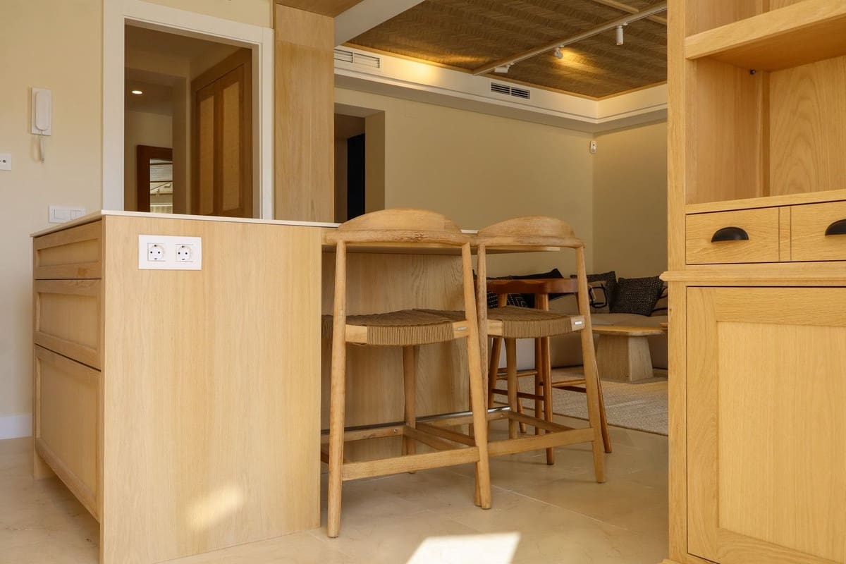 3 makuuhuone Asunto myytävänä paikassa Marbella mukana uima-altaan - 1 390 000 € (Ref: 9562254)