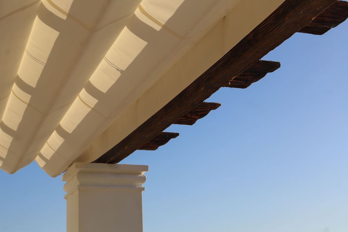 3 makuuhuone Asunto myytävänä paikassa Marbella mukana uima-altaan - 1 390 000 € (Ref: 9562254)