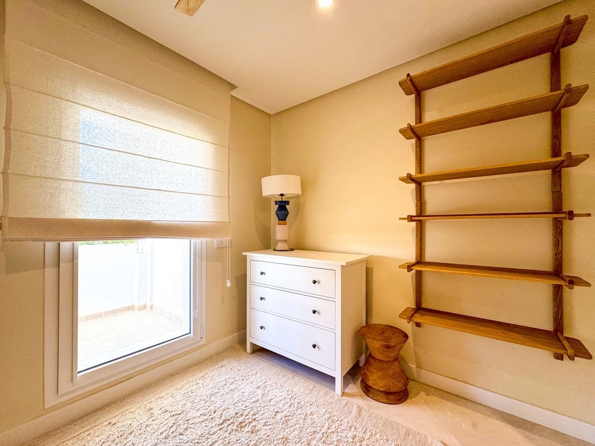 3 makuuhuone Asunto myytävänä paikassa Marbella mukana uima-altaan - 1 390 000 € (Ref: 9562254)