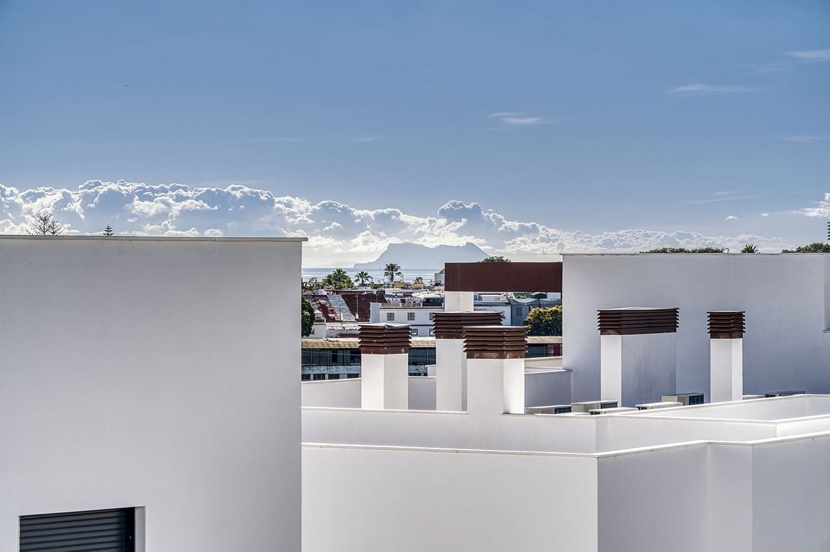 3 Zimmer Wohnung zu verkaufen in Cancelada mit Pool Garage - 1.150.000 € (Ref: 9562261)