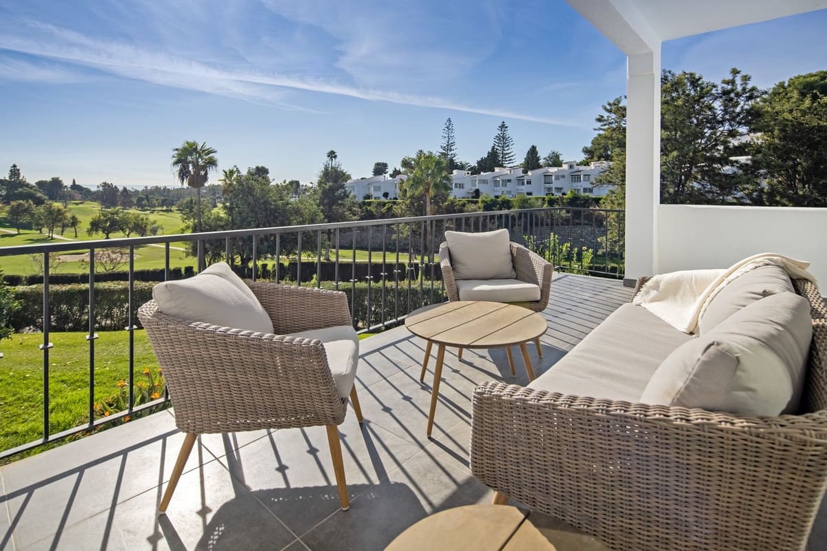 4 sovrum Villa till salu i Marbella med pool garage - 995 000 € (Ref: 9562263)