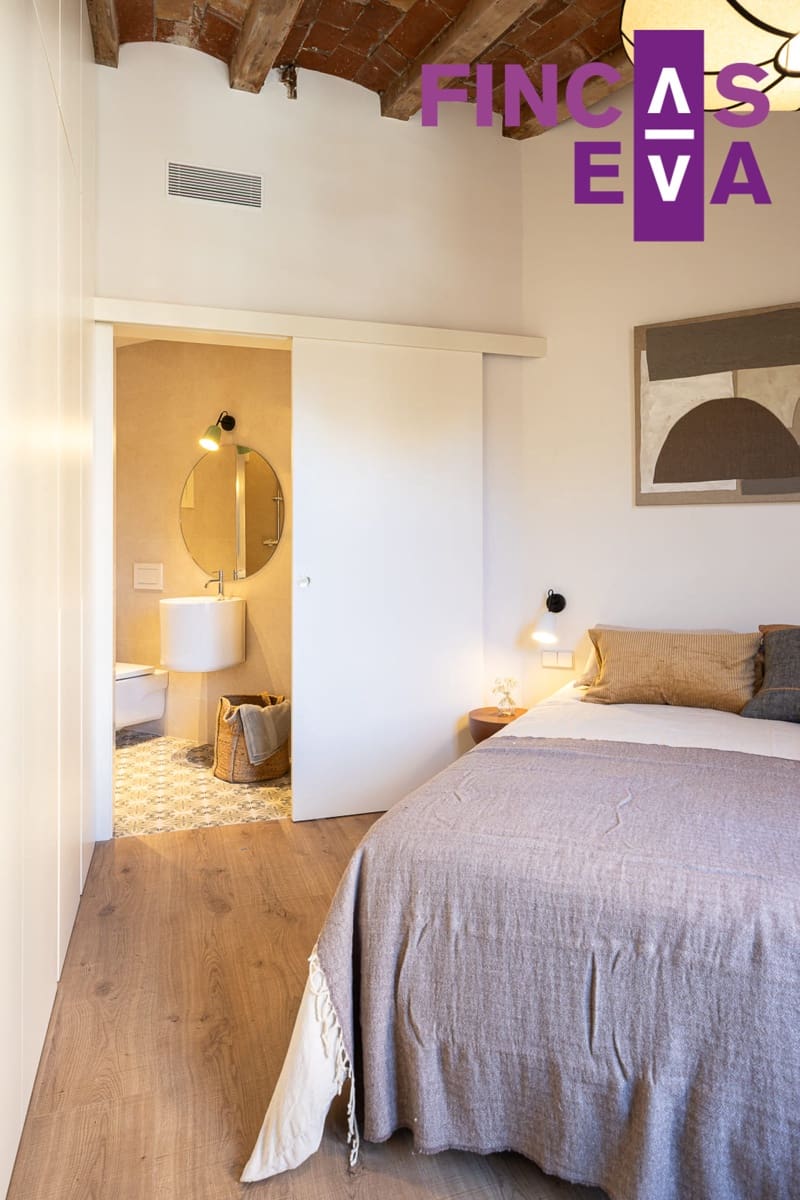 2 bedroom Flat for sale in Barcelona city - € 795,000 (Ref: 9563812)