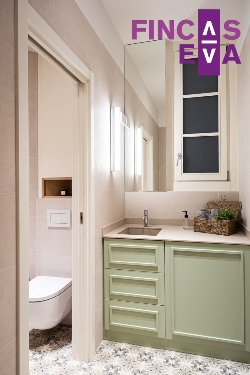 2 bedroom Flat for sale in Barcelona city - € 795,000 (Ref: 9563812)