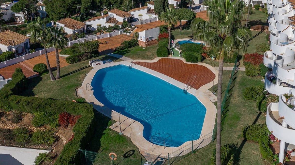 2 sovrum Lägenhet till salu i Mijas med pool - 349 000 € (Ref: 9566295)