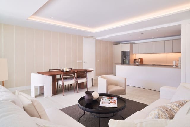 2 quarto Apartamento para venda em Centro, Estepona com piscina - 995 000 € (Ref: 9566299)