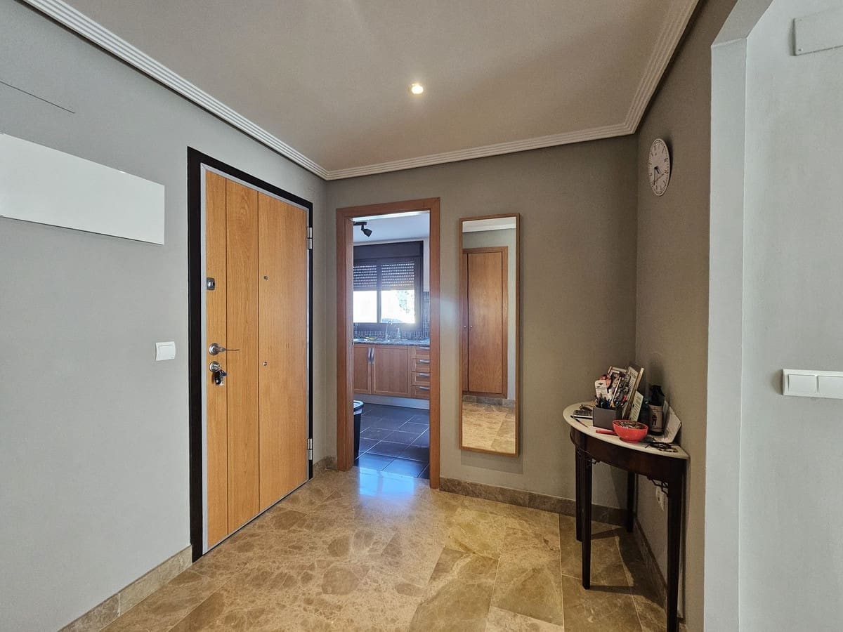 3 camera da letto Appartamento in vendita in New Golden Mile con piscina garage - 480.000 € (Rif: 9566304)