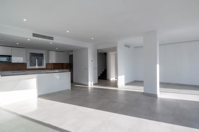 4 sovrum Lägenhet till salu i Alto de los Monteros, Marbella med pool - 800 000 € (Ref: 9566485)