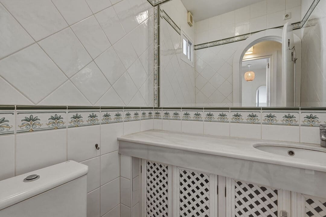 3 makuuhuone Huvila myytävänä paikassa Marbella - 549 000 € (Ref: 9566488)