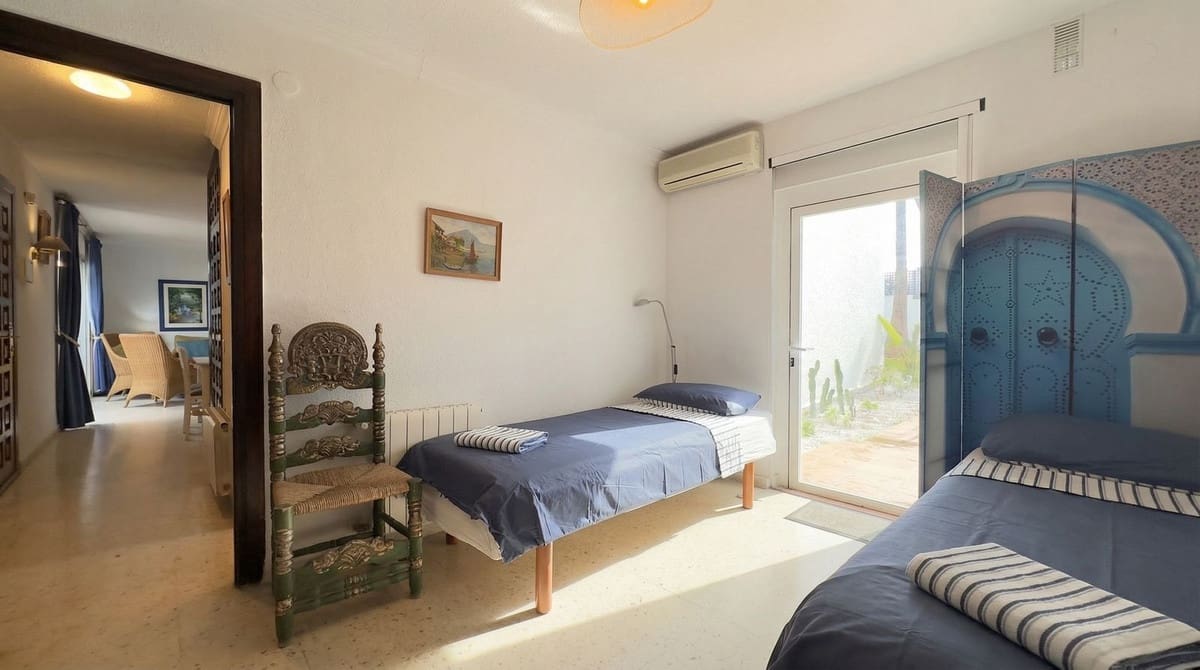 2 soverom Villa til salgs i Mijas med svømmebasseng garasje - € 315 000 (Ref: 9570253)